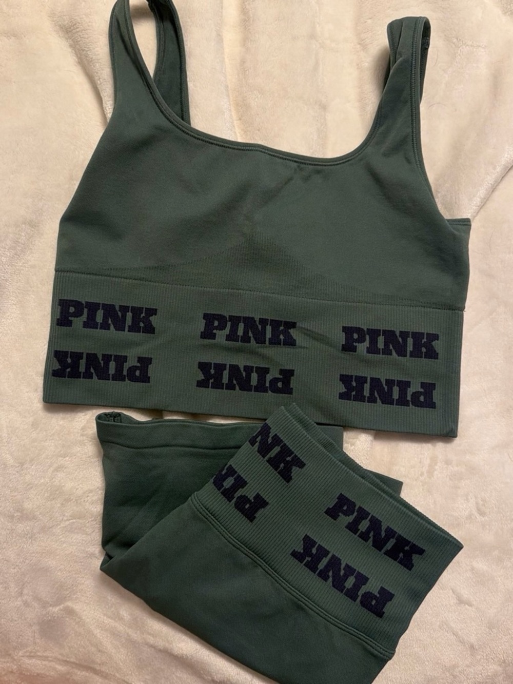 PINK Victoria's Secret Olive Green Seamless Sports Bra & Legging Set